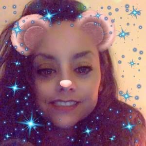 Meet your Posher, Leticia